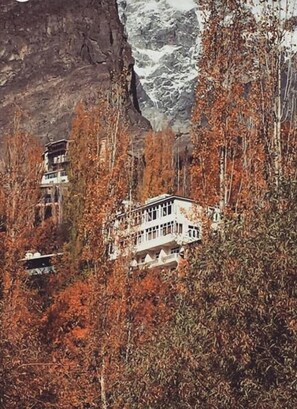 Exterior - World Roof Hotel Hunza (Karimabad)