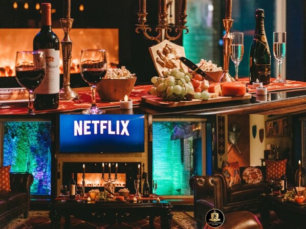 Dining - 🛡Medieval Castle Hôtel ™ (McAllen)