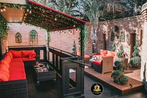 Terrace/patio - 🛡Medieval Castle Hôtel ™ (McAllen)