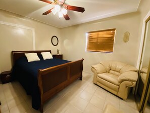 3 habitaciones, tabla de planchar con plancha y wifi gratis 