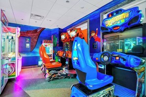 Games room - Disneyworld Orlando - Themed 6BR Villa, Waterpark, Pool, Games – 15 Min to Parks (Kissimmee)