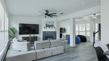 TV, fireplace, offices