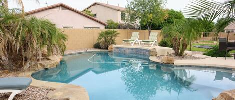 Udendørs pool, opvarmet pool