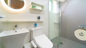 Basic Room, 1 Bedroom (Earl Gray 303 (Ocean View)) | 1 bedroom, free WiFi - Yangyang Baladeonbada Pension (Yangyang)