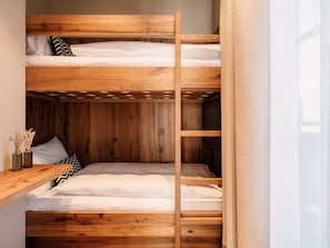 Roupas de cama antialérgicas, edredons de pluma, frigobar