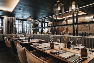 2 restaurants, breakfast, lunch, dinner served; local cuisine