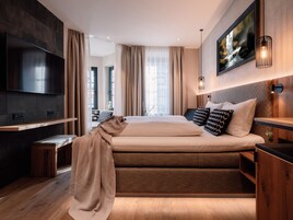 Ropa de cama hipoalergénica, cubrecamas y minibar