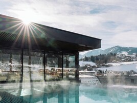 Sauna, steam room, hot stone massages, prenatal massages