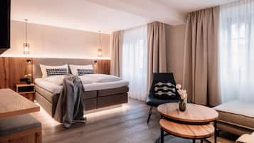 Anti alerjik yatak takımı, kuştüyü yorgan, minibar, odada kasa