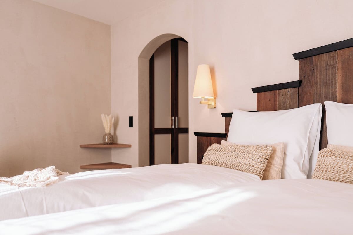 Standard Double Room | Hypo-allergenic bedding, down comforters, minibar, in-room safe