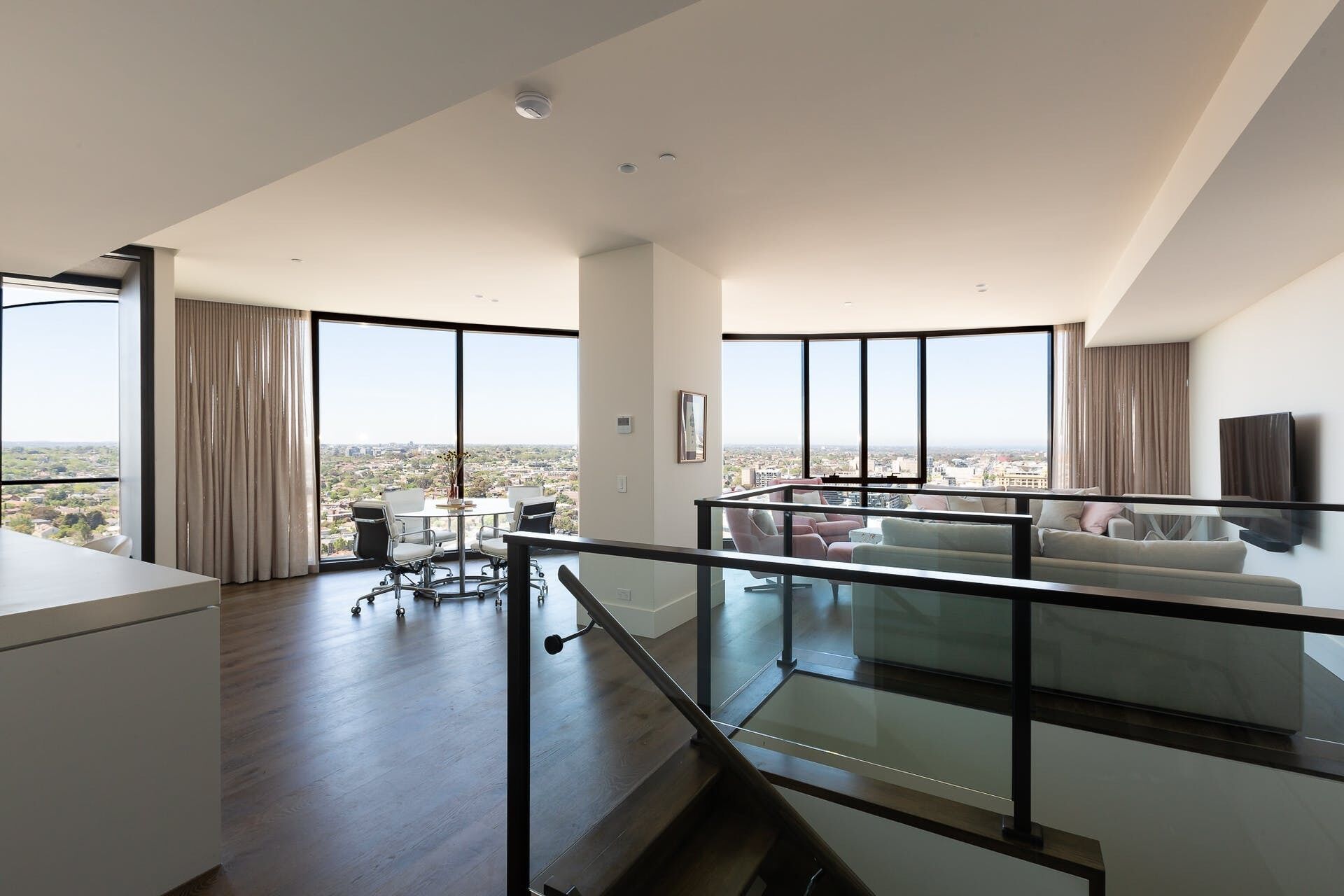 Luxury Villas Chapel View (With Car Parking) — image 9