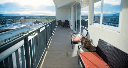 Real View Towers E306 by Casago