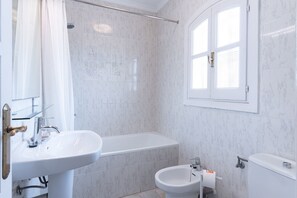 Bathroom - Verano Azul 32 by Casasol (Nerja)