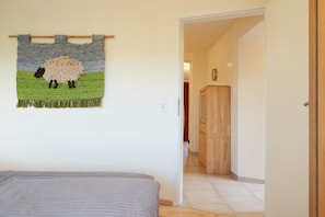 2 bedrooms, travel crib, WiFi, bed sheets
