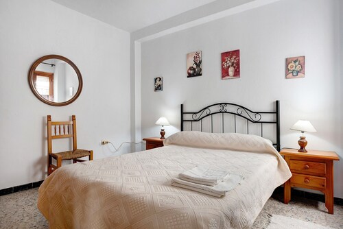 Appartement 'Casa Ángela' avec balcon, Wi-Fi et A/C