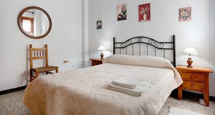 Appartement 'Casa Ángela' avec balcon, Wi-Fi et A/C
