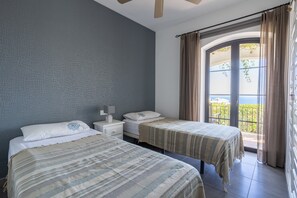 2 chambres, fer et planche à repasser, Wi-Fi gratuit, draps fournis