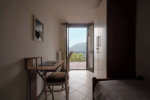 2 camere, ferro/asse da stiro, Wi-Fi gratuito, lenzuola