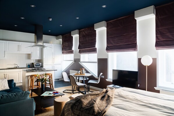 Smart TV 40 pollici con canali digitali, TV, console per videogiochi