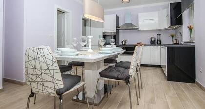 Ferienhaus mit Pool bei Poreč - nur 2 km vom Meer
