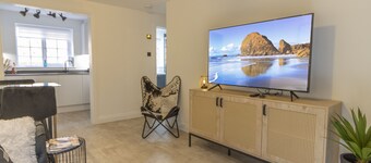 Friernhay City Centre