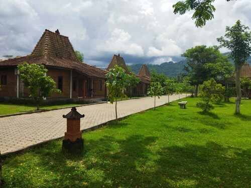 Borobudur Balkondes Wanurejo
