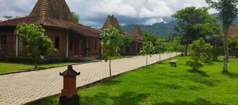 Borobudur Balkondes Wanurejo
