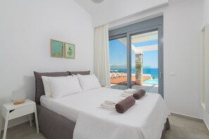 5 bedrooms, iron/ironing board, travel cot, free WiFi