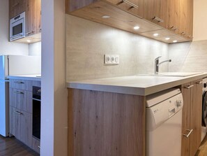 Fridge, microwave, dishwasher