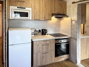 Fridge, microwave, dishwasher