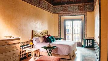 6 dormitorios, escritorio, cuna de viaje y wifi gratis