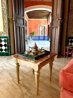 Interior - THE HOUSE OF THE CYPRESS (Córdoba)