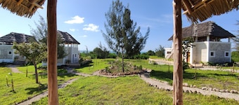 Amani Villas Nature Retreat