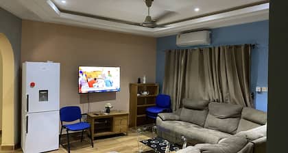 Oyibi New Furnished House - Charming 3 Bedroom