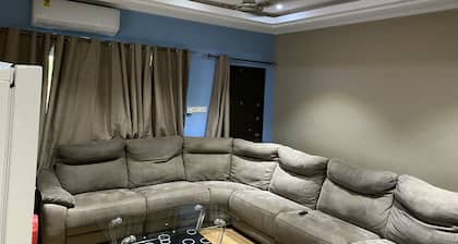 Oyibi New Furnished House - Charming 3 Bedroom