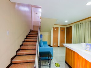 Reception - OYO 836 E & H Residences (Parañaque)