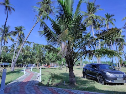 wellmark resort room 1, Hall 1,  bathroom 1