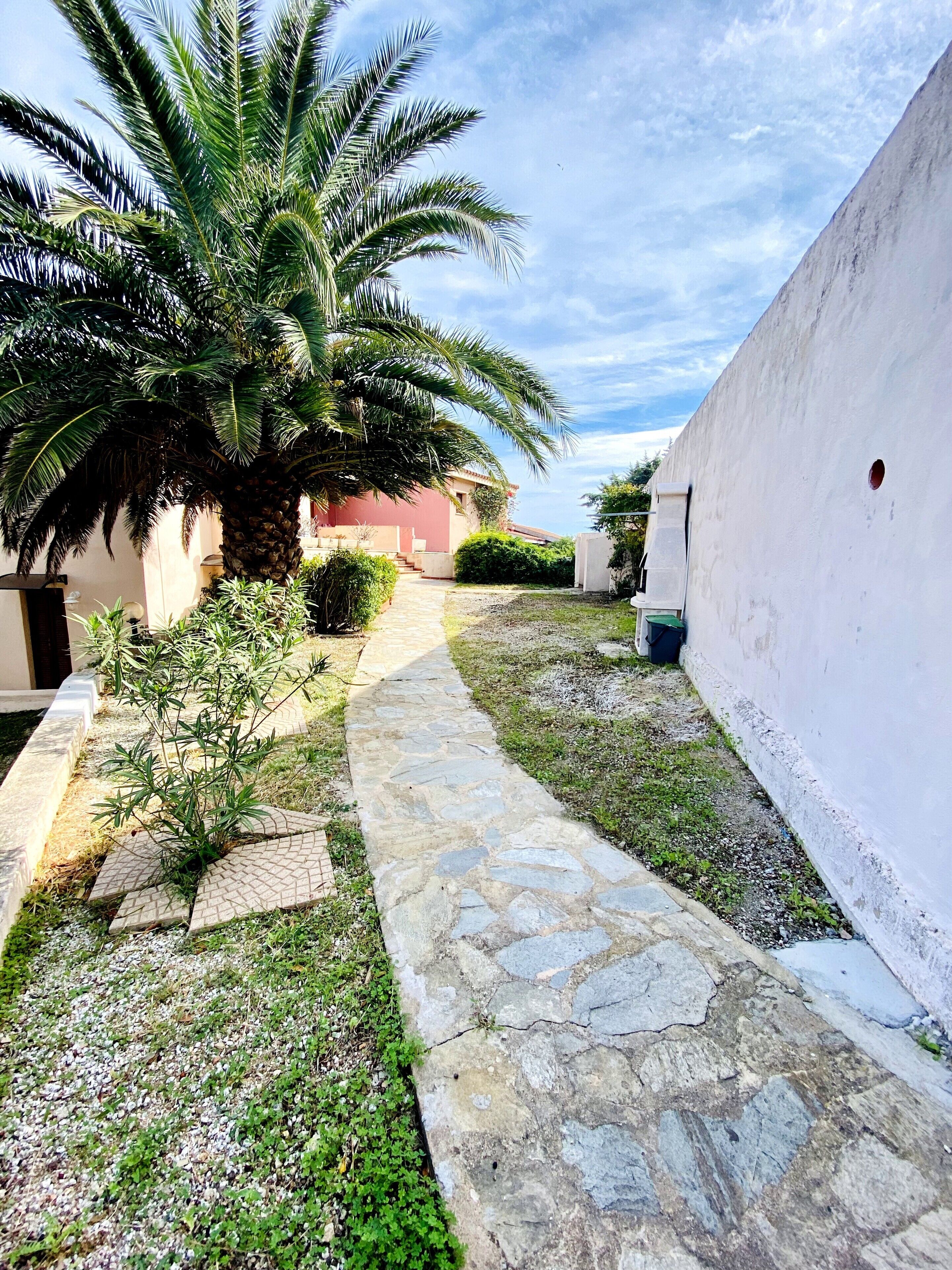Apartment | Courtyard view