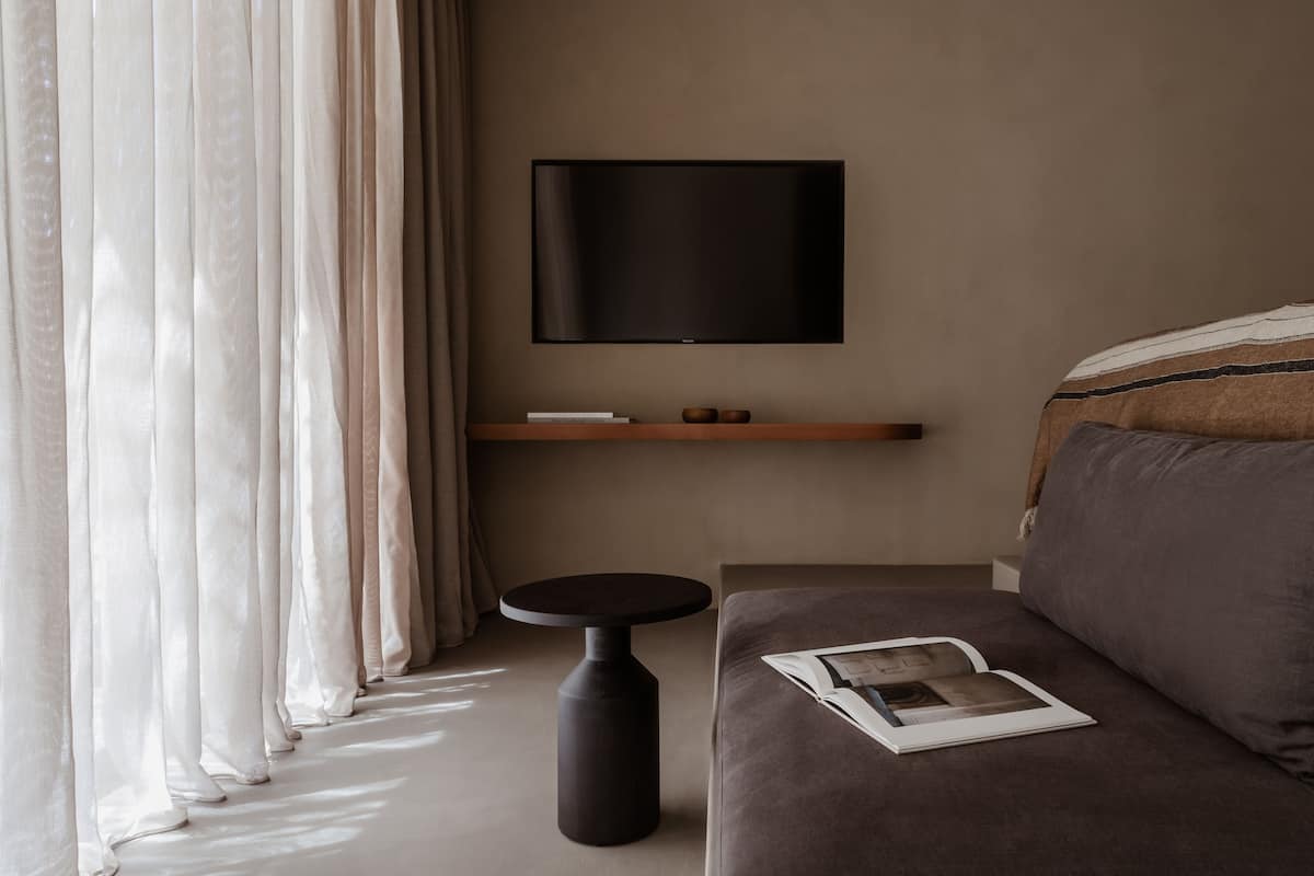premium bedding, in-room safe, desk, blackout curtains