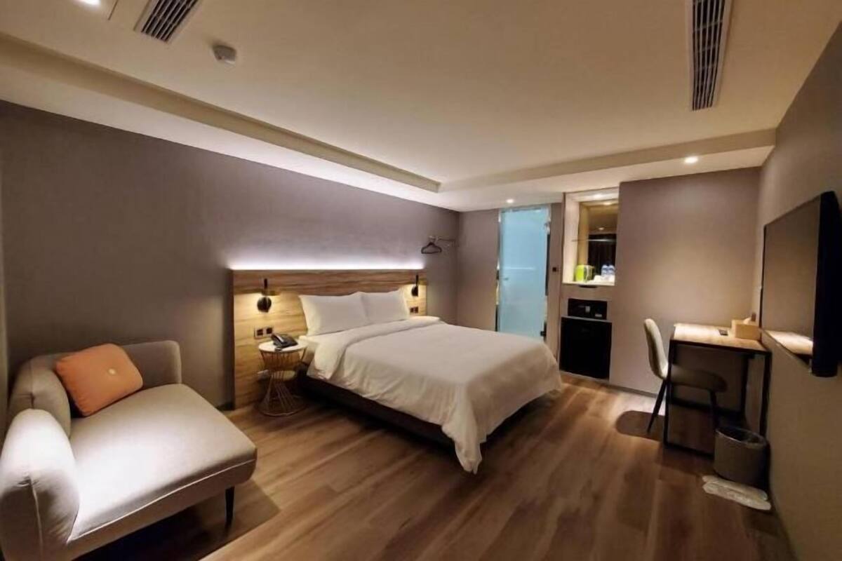 In-room safe, desk, laptop workspace, blackout drapes