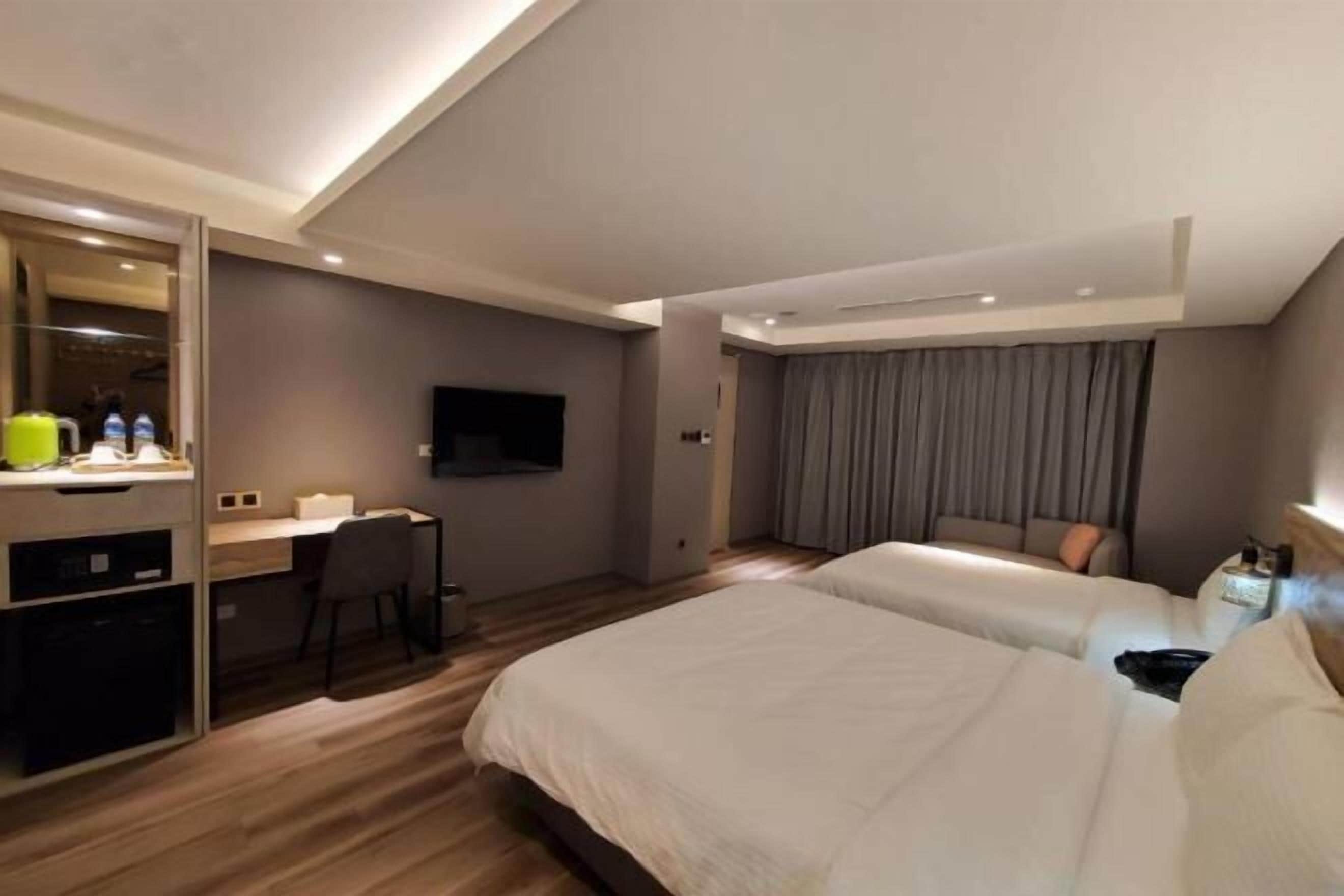 In-room safe, desk, laptop workspace, blackout drapes