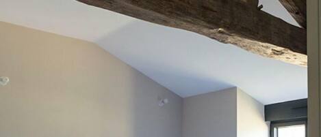 4 Schlafzimmer, Bügeleisen/Bügelbrett, Reisekinderbett, Bettwäsche