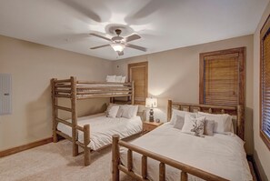 2 sovrum, strykjärn/strykbräda, gratis wi-fi och sängkläder