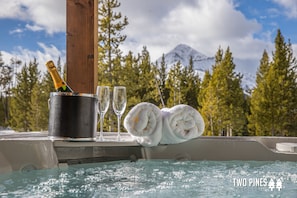 Enjoy Incredible Views from Hot Tub