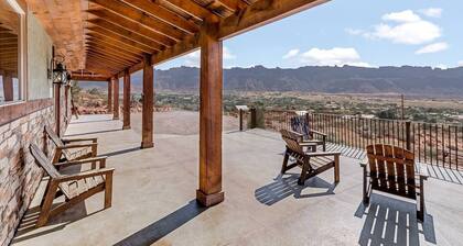 Badlands Roost: a rustic-modern designed home