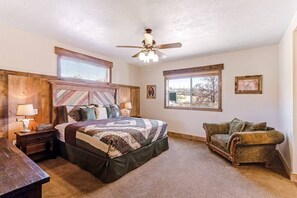 4 bedrooms, WiFi, bed sheets