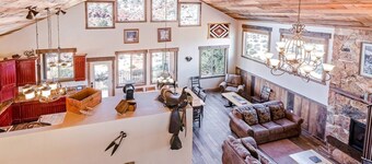 Badlands Roost: a rustic-modern designed home