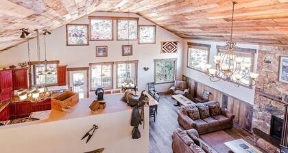 Badlands Roost: a rustic-modern designed home