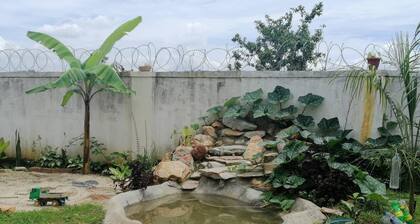 5-bed Lakeview Villa With Roofterrace and Kidspond