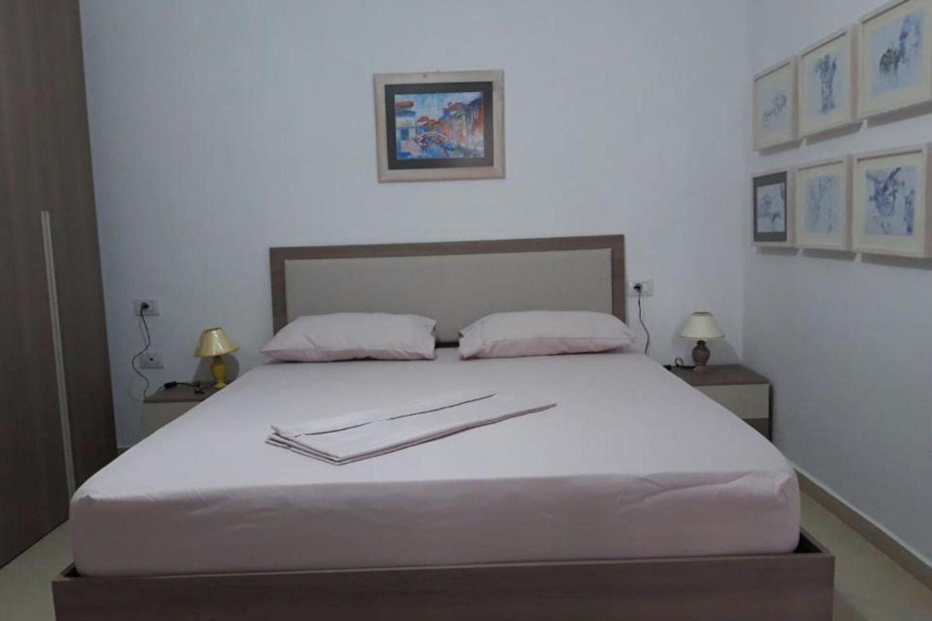 2 ห้องนอน, เตารีด/โต๊ะรีดผ้า, Wi-Fi ฟรี, ผ้าปูที่นอน